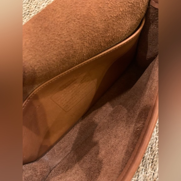 Coach Vintage Crossbody Purse - Picture 9 of 16